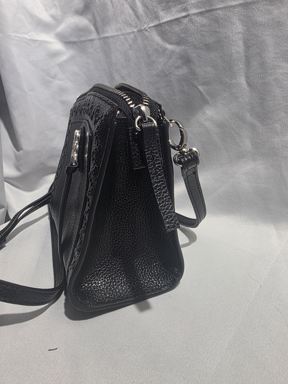 Gigi Mini Cross Body Bag Black Interlok H15913 W/Papers - Picture 10 of 15